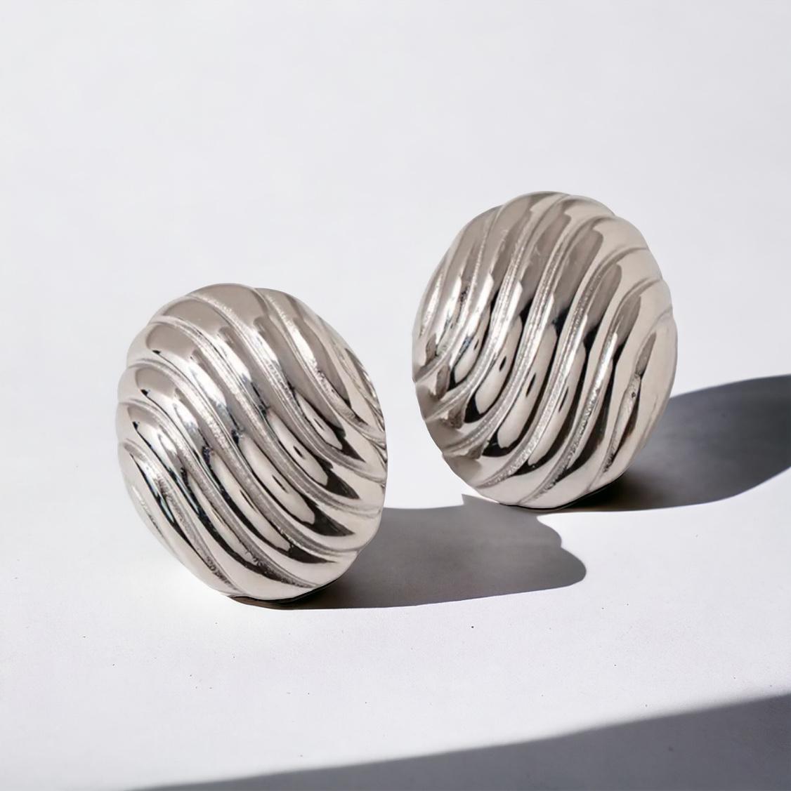 ELENA - PENDIENTES REDONDOS CON RELIEVE (PLATA)