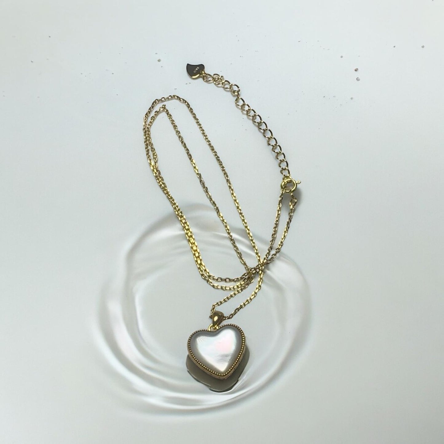 LOVE - HEART PENDANT NECKLACE