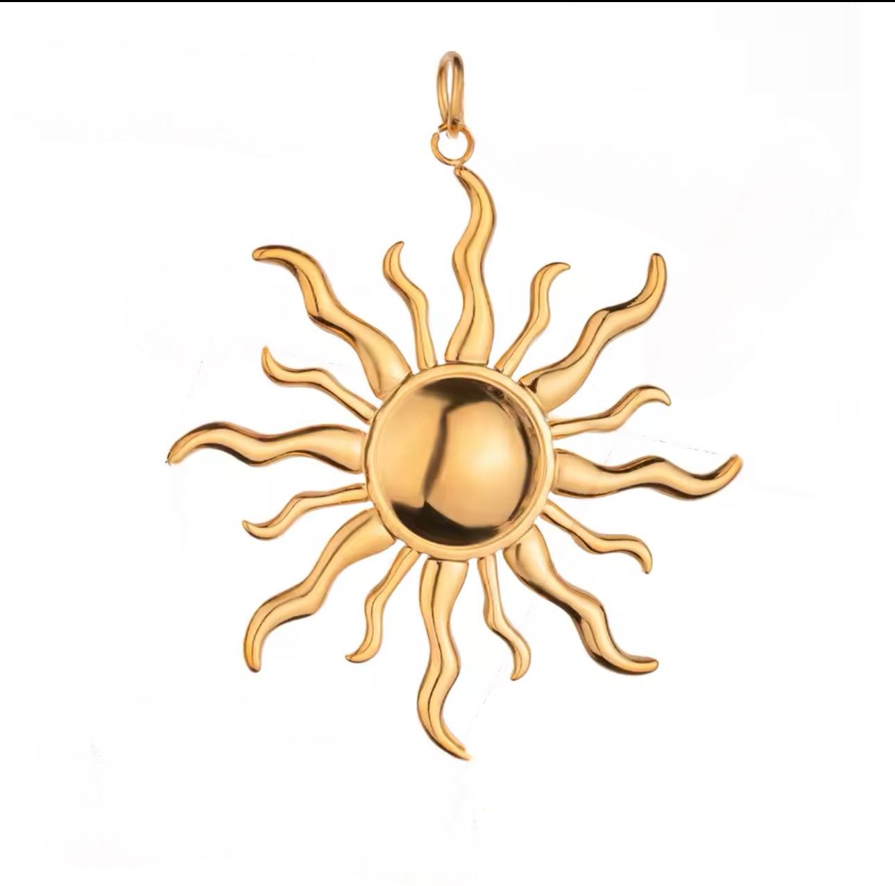 SOLARA - GOLD SUN PENDANT